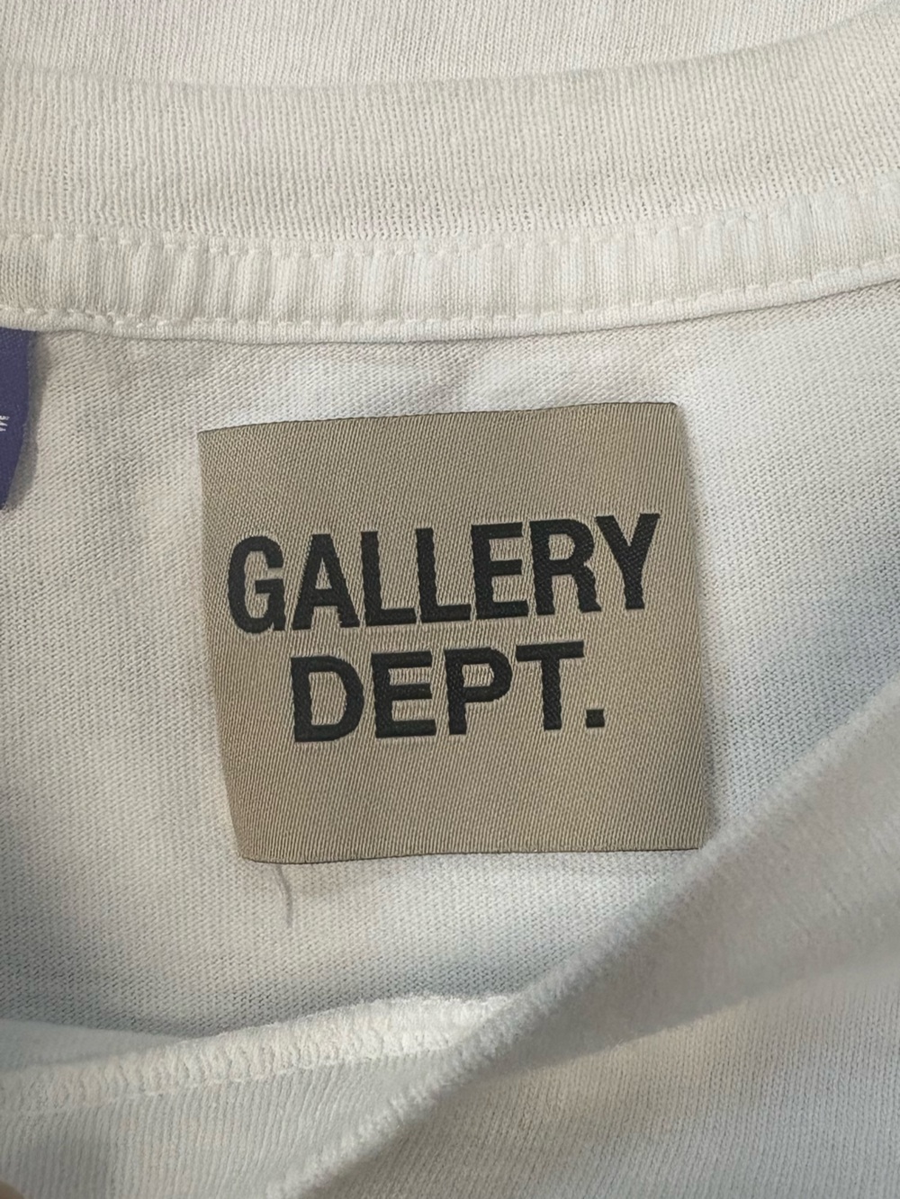 Gallery Dept White "Visit L.A. It's A Riot!" Flame Graphic Tee - Picture 3 of 6